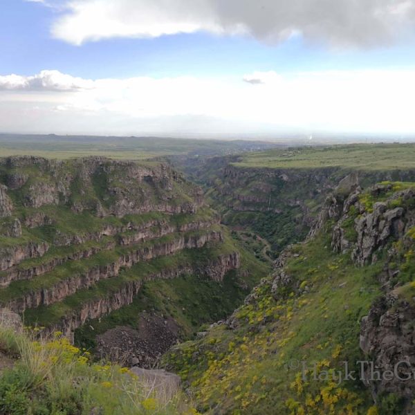 Saghmosavank monastery and Kasakh canyon with Hayk The Guide, Armenia with Hayk